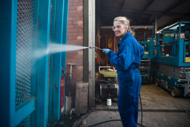 Best Graffiti Removal Services in Hutchinson, MN
