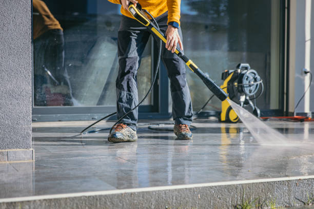 Professional Pressure Washing Services in Hutchinson, MN